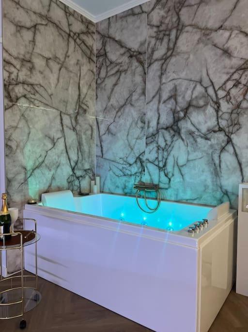 Les Chambres D Excellence Spa แซ็ต ภายนอก รูปภาพ