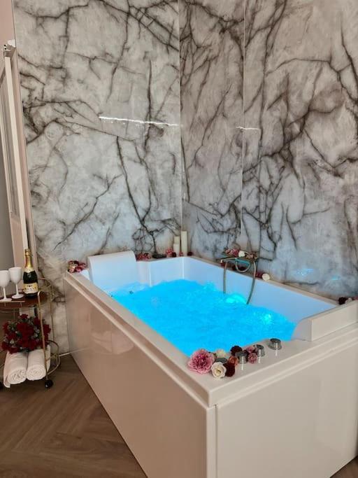 Les Chambres D Excellence Spa แซ็ต ภายนอก รูปภาพ